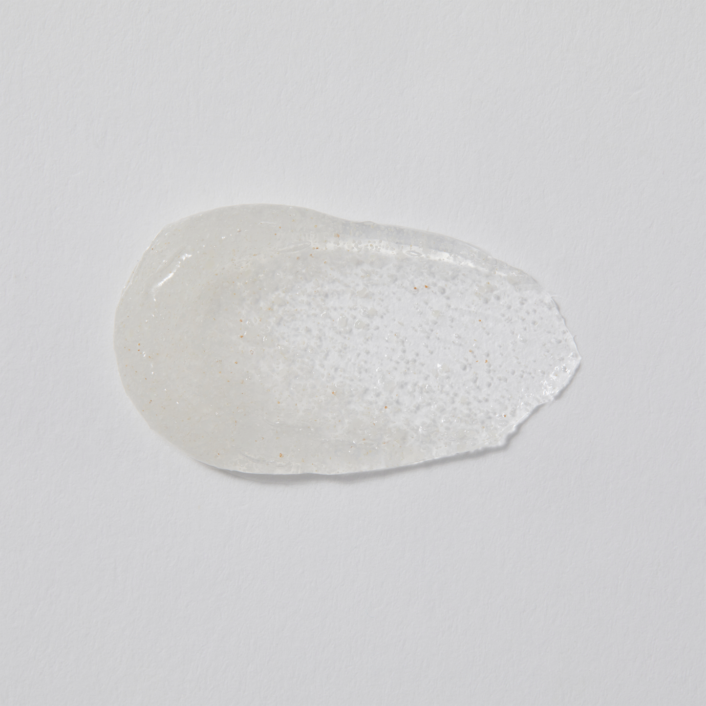 REVITALIZAČNÍ GELOVÝ PEELING NA OBLIČEJ